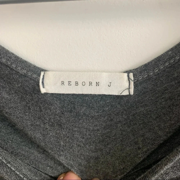 Reborn j pullover scoop neck gray top one size - Picture 4 of 4